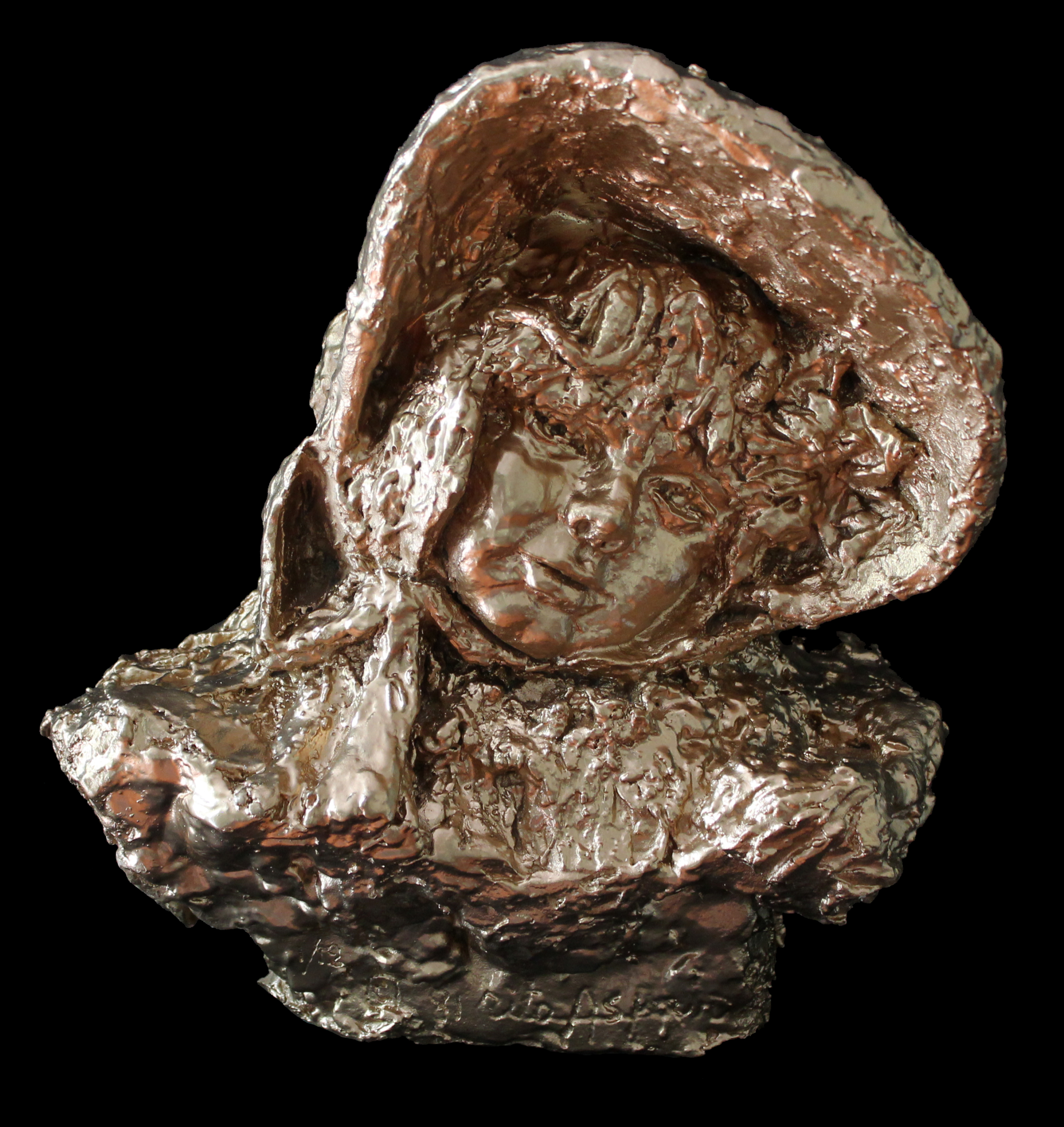 14X13X8-PLSTR-Bust-of-Amber