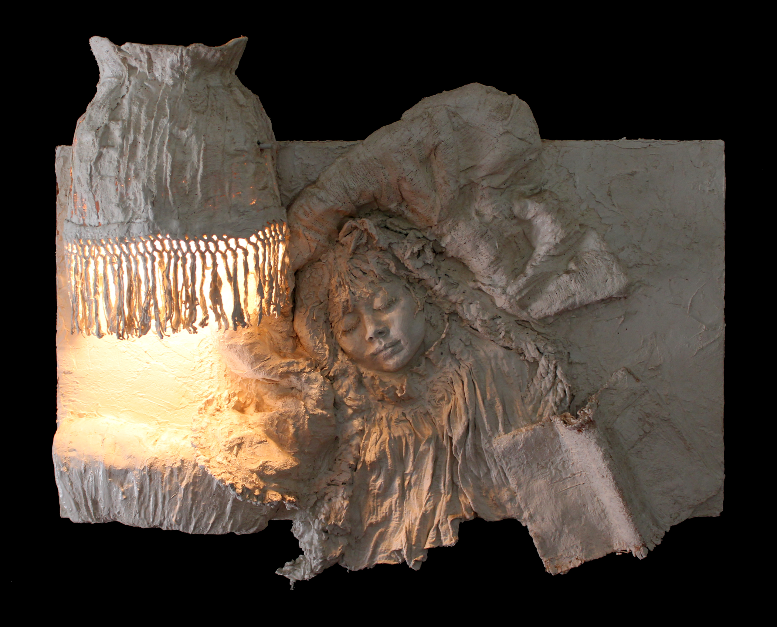 21X30X8-PLSTR-Amber-reading-by-lamp-ON